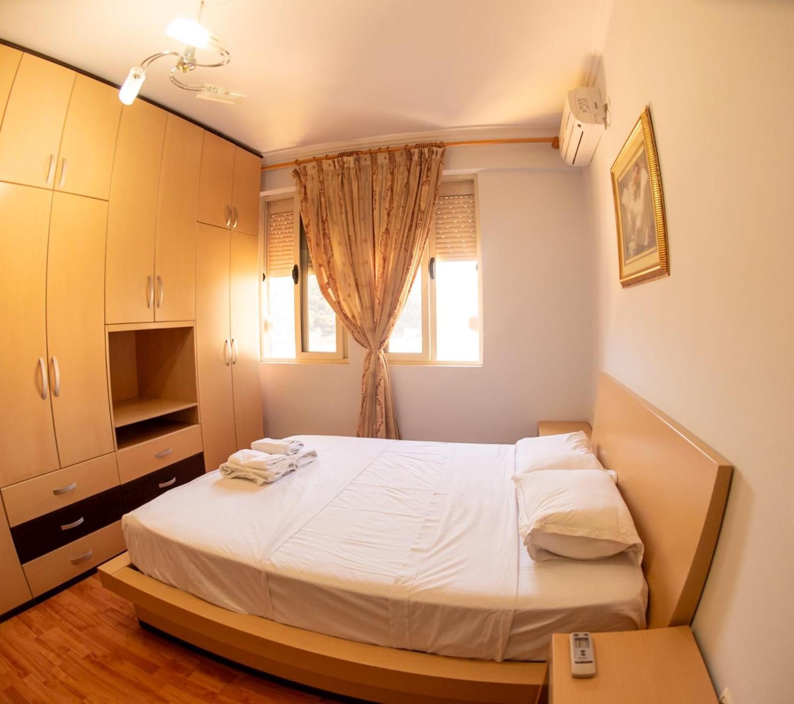 Apartament Egzoni City Center Διαμέρισμα Μπεράτ Εξωτερικό φωτογραφία